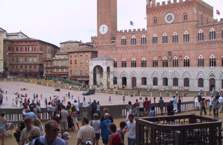 Piazza del Campo. Decor voor 'Il Palio"